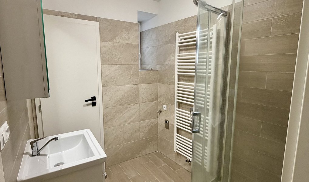 Pronájem bytu 2+kk 45 m², Kvasice – náhled fotky 3