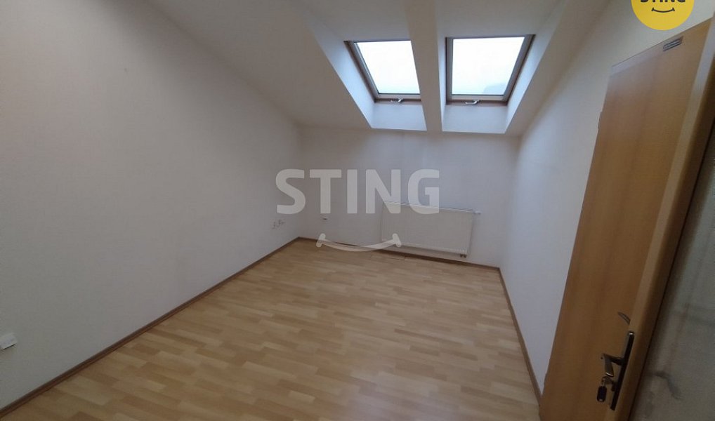 Pronájem kanceláře 21 m², Třinec – náhled fotky 6