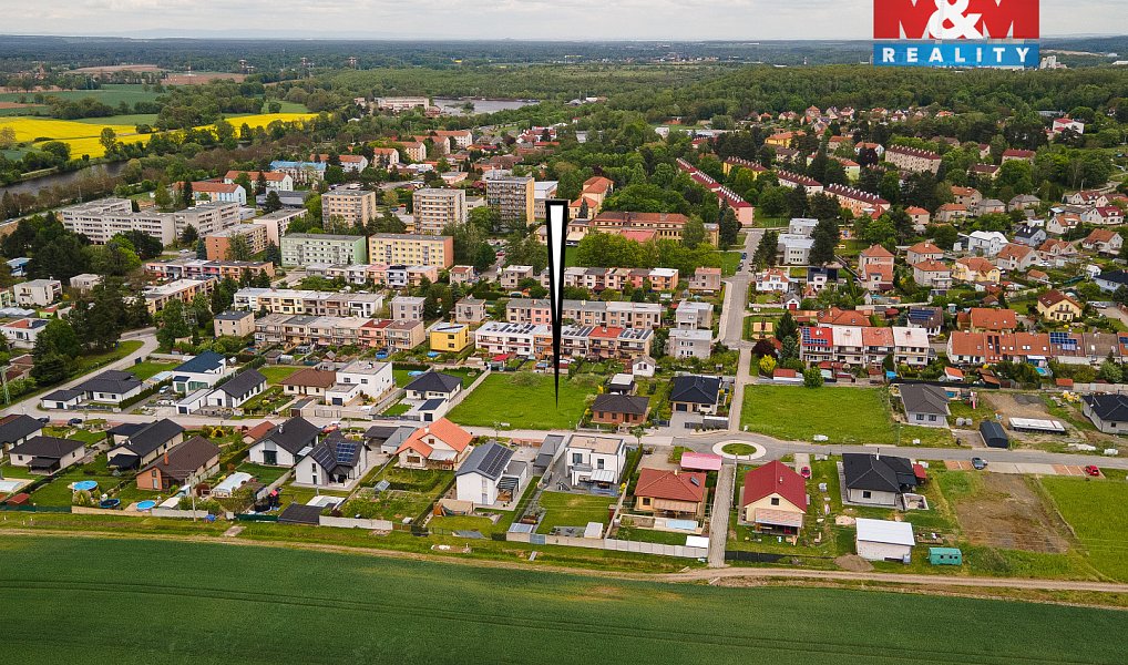 Prodej stavebního pozemku 928 m², Chvaletice – náhled fotky 5