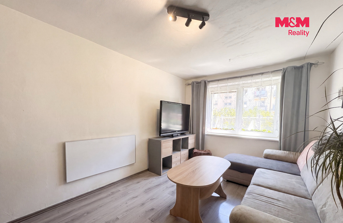 Prodej bytu 2+1 41 m² — photo 3