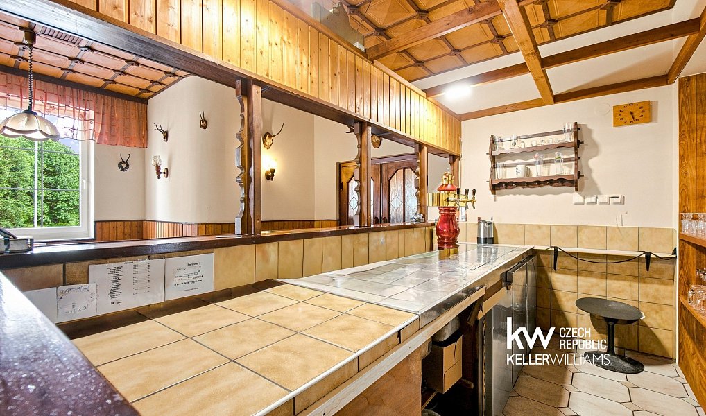 Prodej ubytovacího objektu 1 601 m², Rumburk – náhled fotky 29