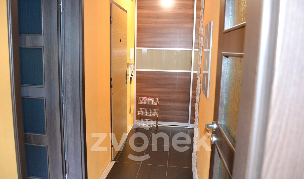 Pronájem bytu 2+1 66 m², Vsetín – náhled fotky 10