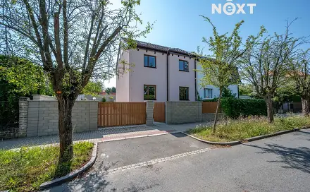 Pronájem bytu 2+kk 61 m², Nerudova, Říčany, okres Praha-východ