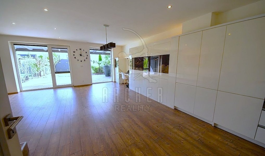 Prodej domu 135 m² s pozemkem 238 m², Přezletice – náhled fotky 3