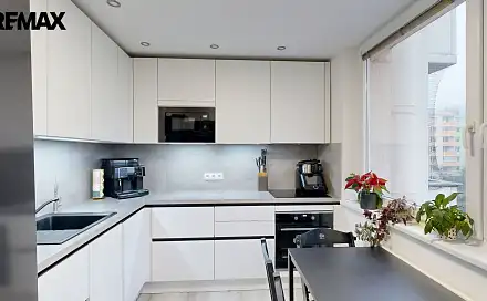 Prodej bytu 3+1 68 m², Na Loučkách, Kuřim, okres Brno-venkov