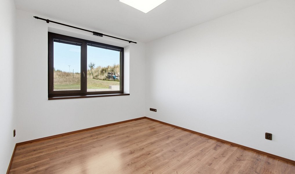 Prodej domu 128 m² s pozemkem 878 m², Benešov – náhled fotky 14