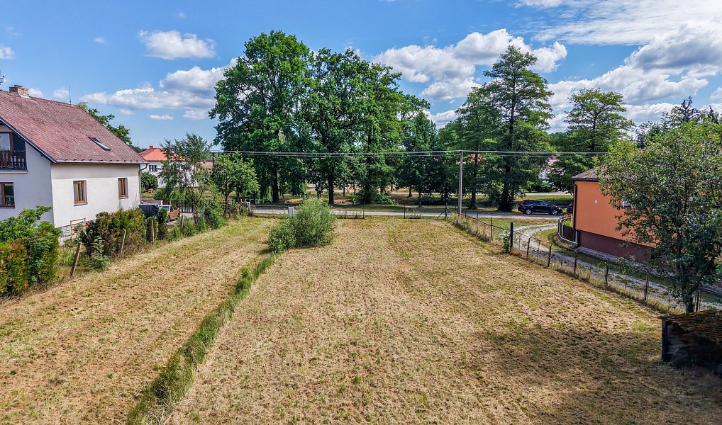 Prodej stavebního pozemku 2 063 m², Třeboň – náhled fotky 4