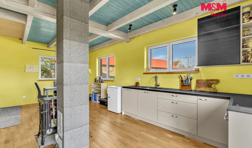 Prodej domu 65 m² s pozemkem 1 009 m², Lužany – náhled fotky 10