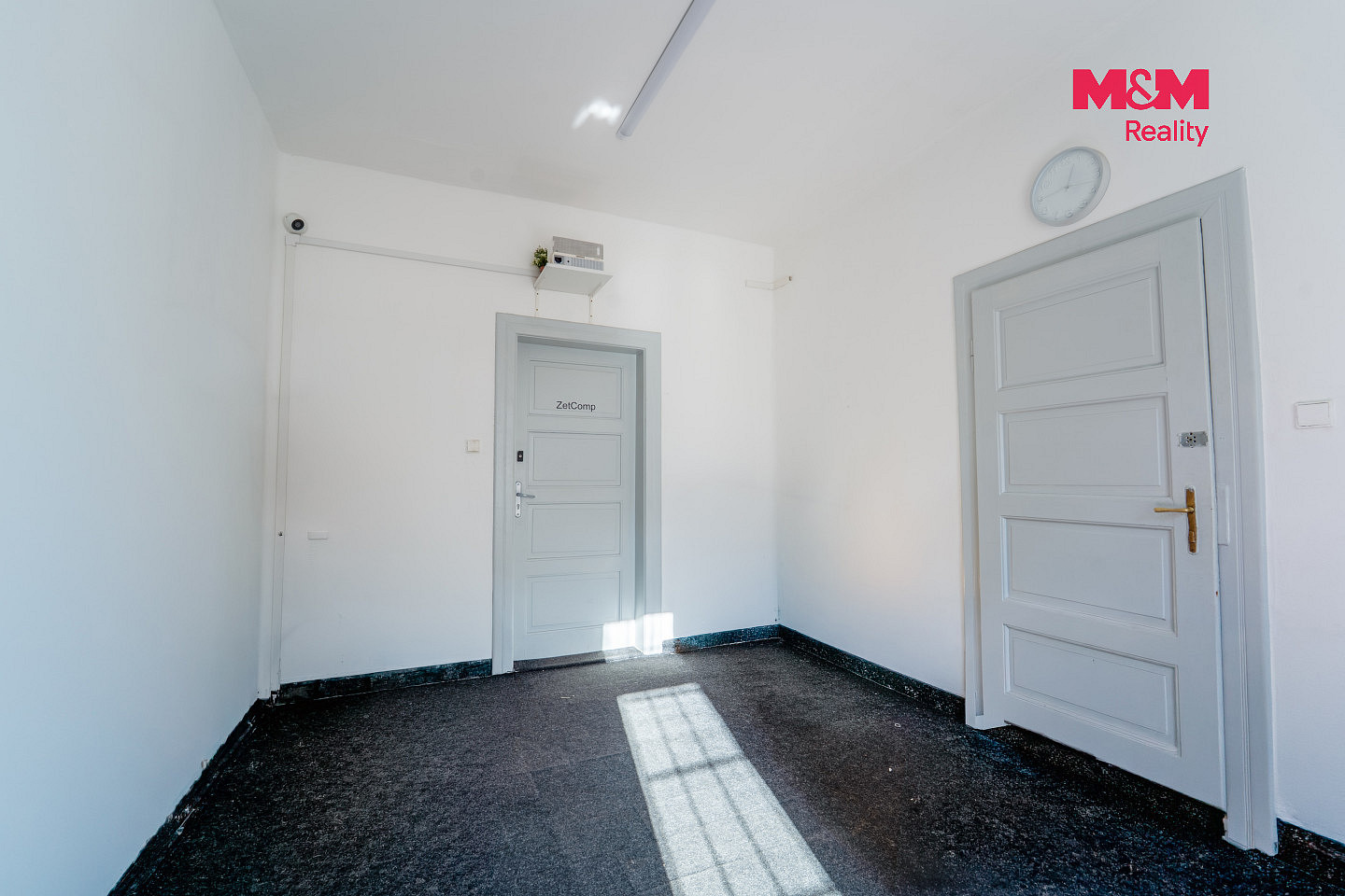 Pronájem obchodních prostor 43 m² – fotografie 5