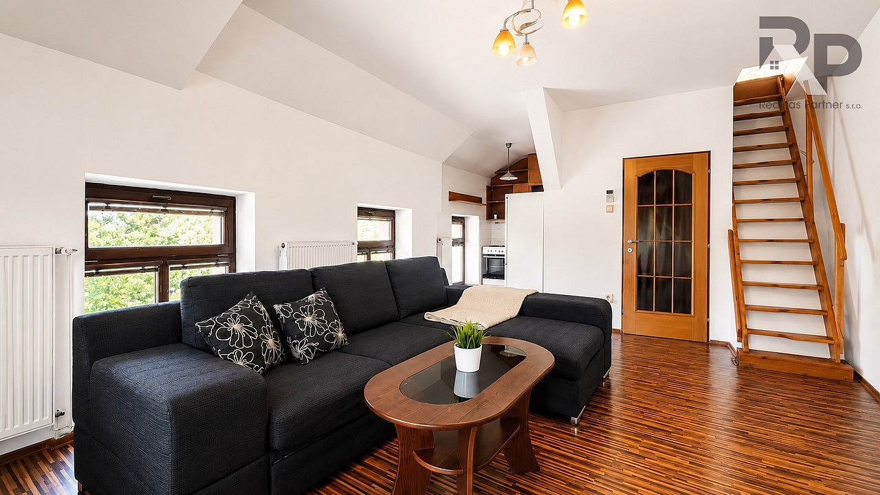Pronájem bytu 2+kk 49 m²