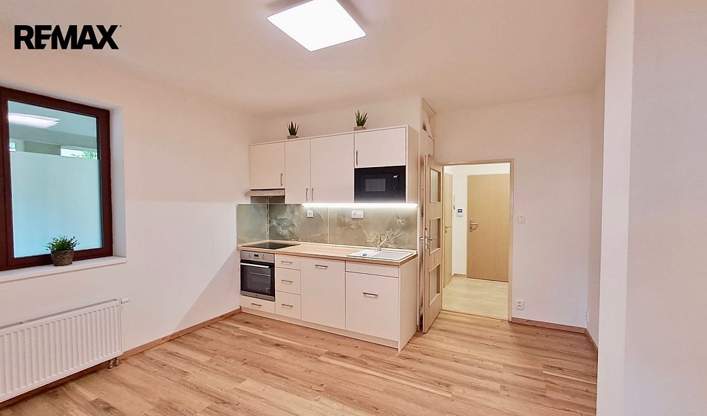 Pronájem bytu 2+kk, 39 m², Podolí, Praha 4, Praha