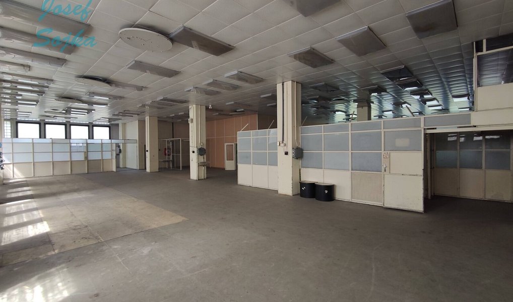 Pronájem skladovacích prostor 4 500 m², Adamov – náhled fotky 17