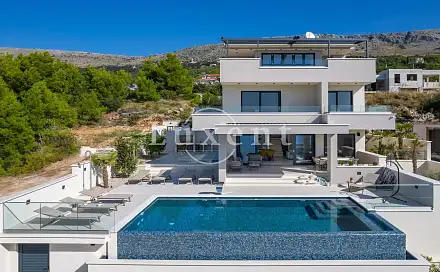 Prodej domu 350 m² s pozemkem 640 m², Split, Chorvatsko