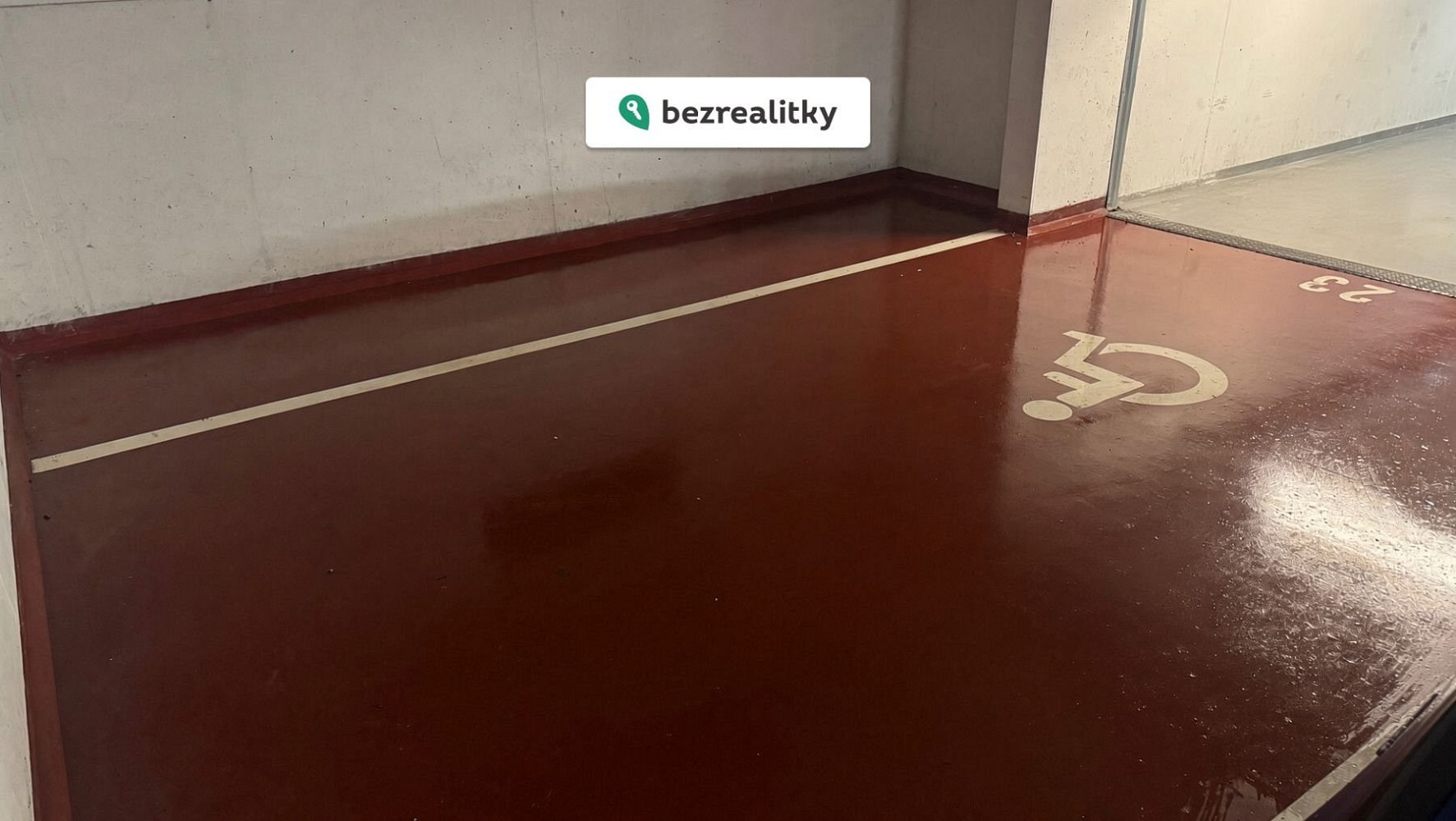 Prodej garáže 33 m2 – fotografie 3