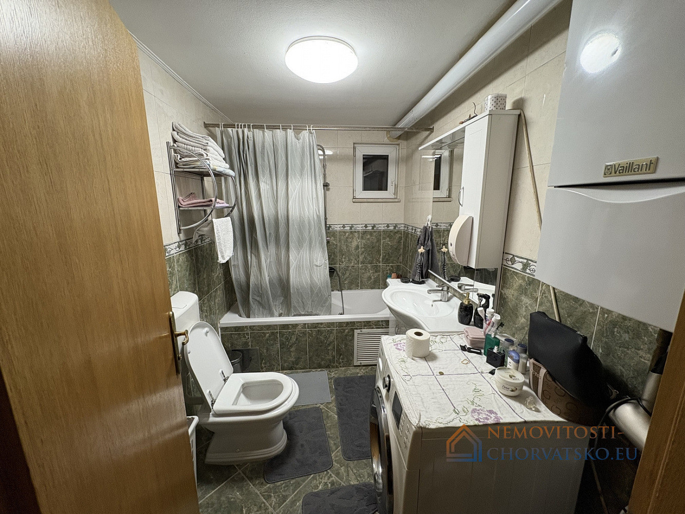 Prodej domu 380 m² s pozemkem 380 m² – pohled 5