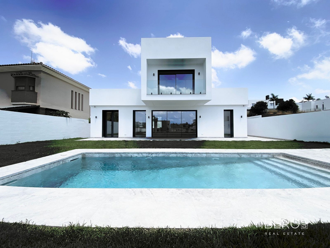 Prodej domu 209 m² s pozemkem 452 m²