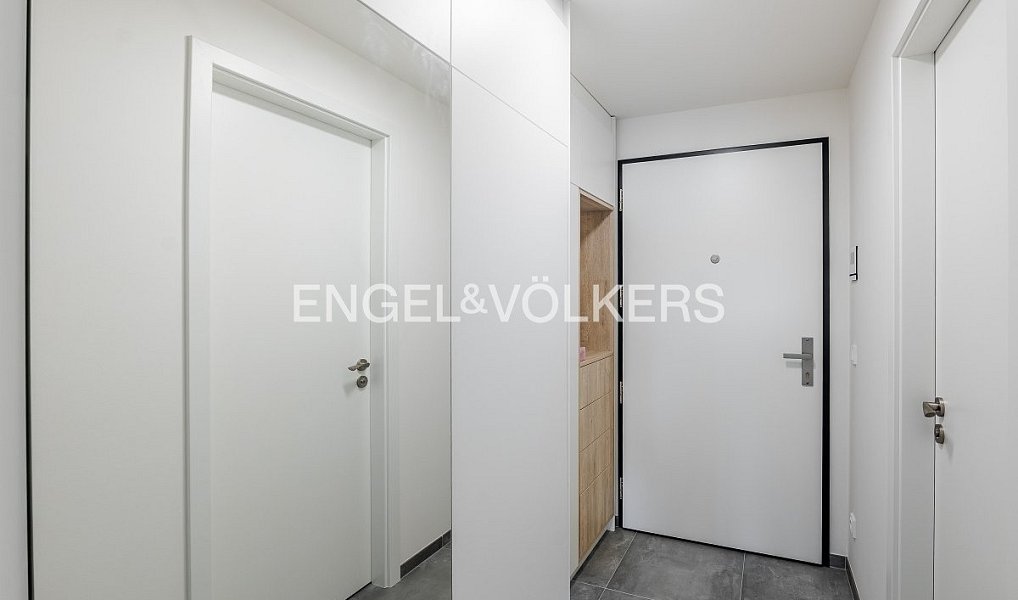 Pronájem bytu 1+kk 32 m², Praha – náhled fotky 6