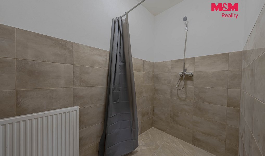 Pronájem domu 302 m² s pozemkem 421 m², Vrátno – náhled fotky 26