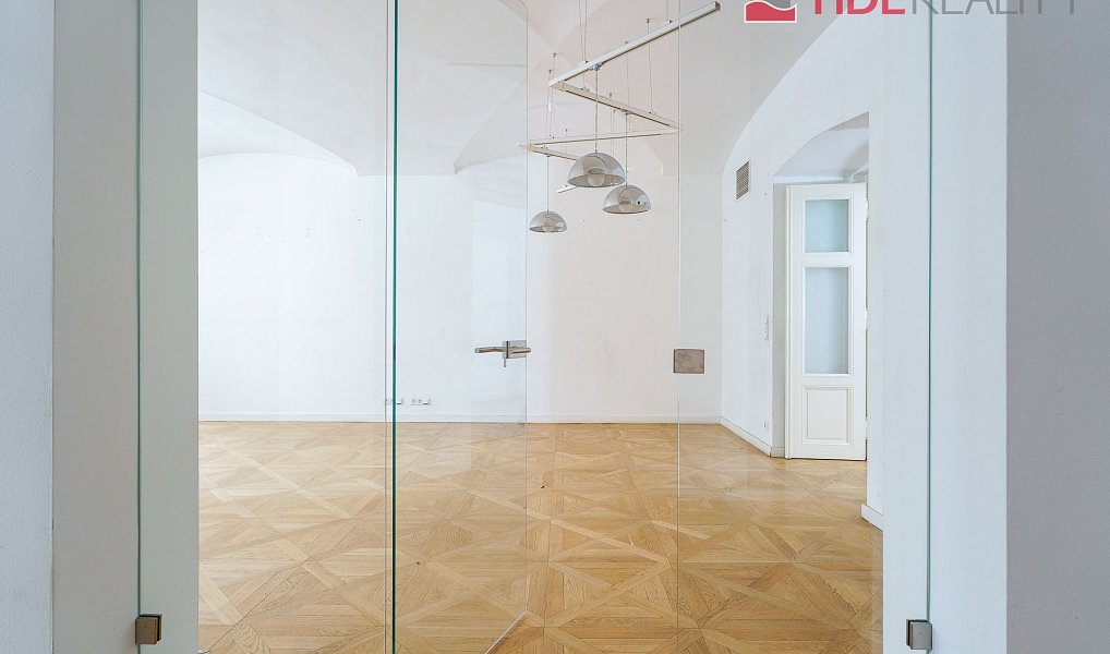 Prodej kanceláře 196 m², Praha – náhled fotky 6