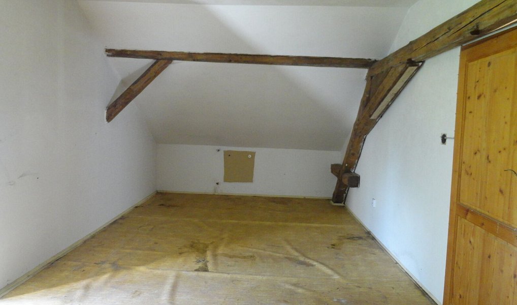 Prodej domu 250 m² s pozemkem 250 m², Luby – náhled fotky 7