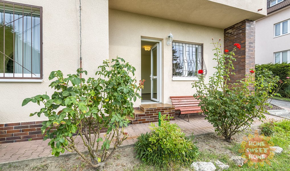 Pronájem bytu 1+1 51 m², Praha – náhled fotky 16