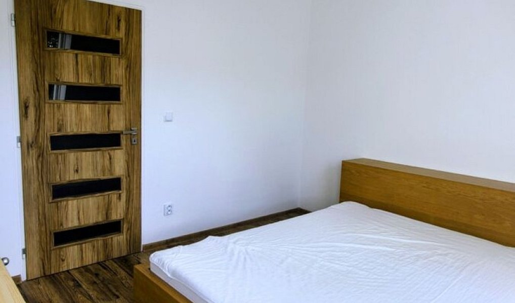 Pronájem bytu 3+1 88 m², Ostrava – náhled fotky 12