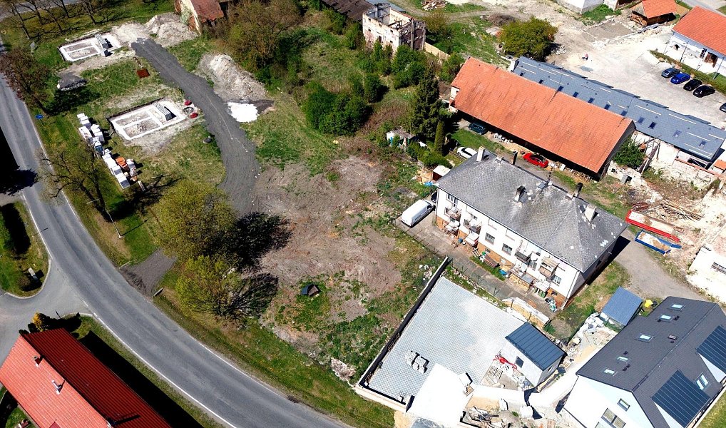 Prodej stavebního pozemku 647 m², Bobnice – náhled fotky 8