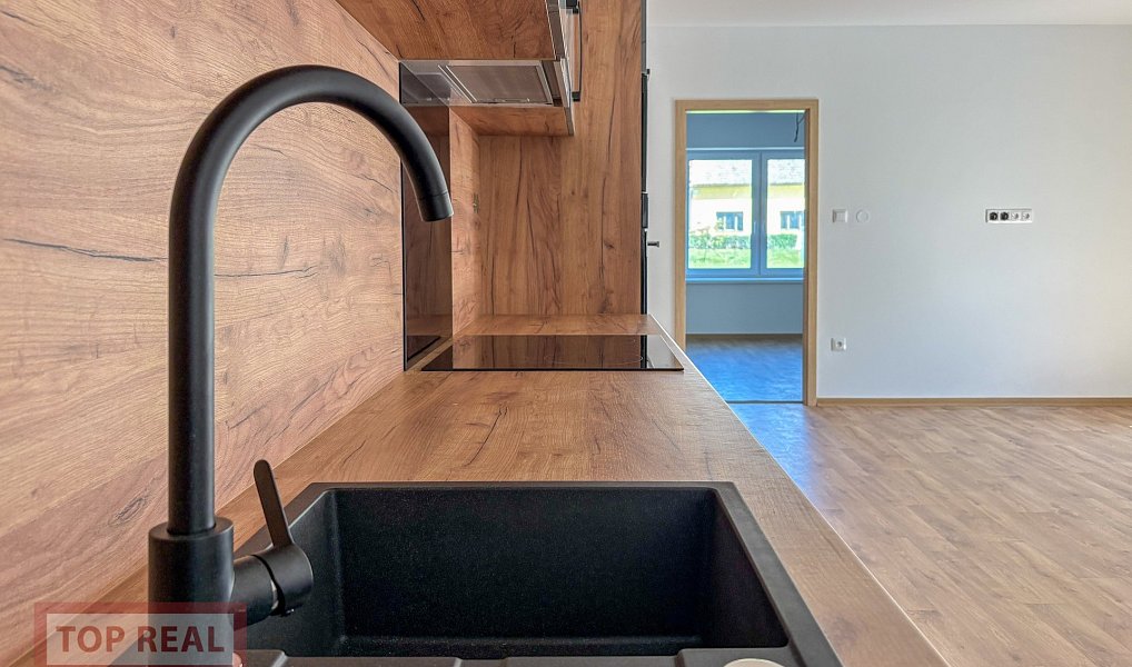 Prodej domu 76 m² s pozemkem 224 m², Chropyně – náhled fotky 8