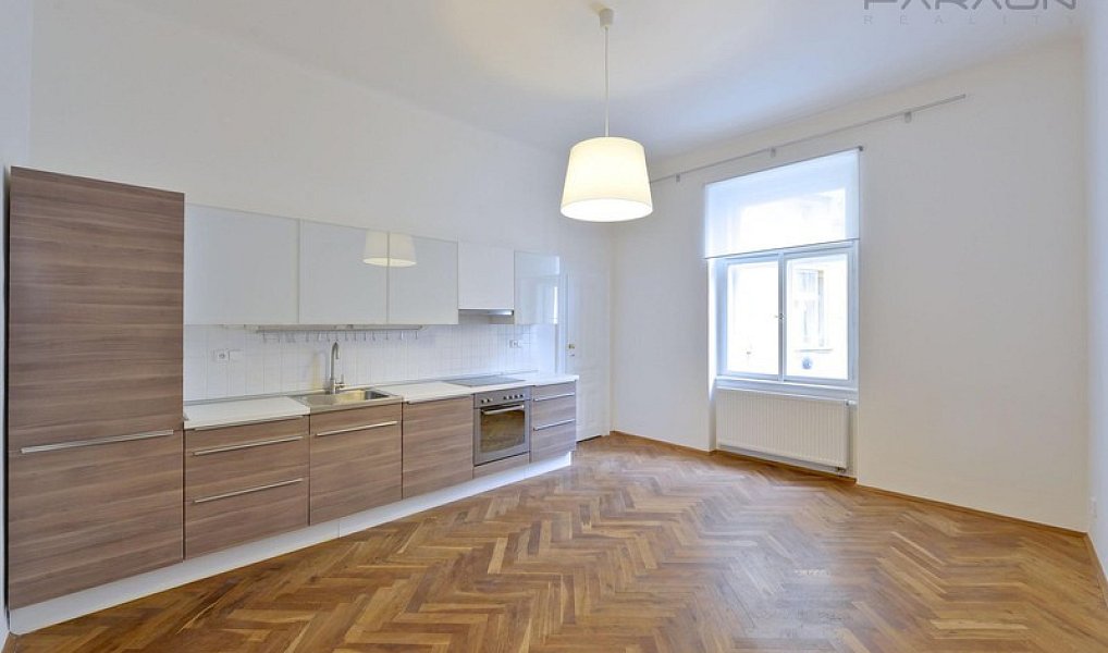 Pronájem bytu 3+kk 93 m², Praha – náhled fotky 2