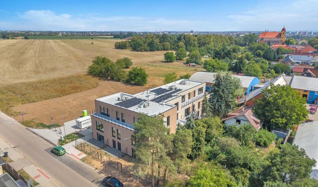 Pronájem bytu 3+1 188 m², Hradec Králové – náhled fotky 29
