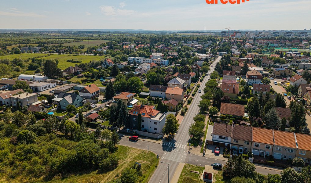 Prodej domu 200 m² s pozemkem 380 m², Praha – náhled fotky 44