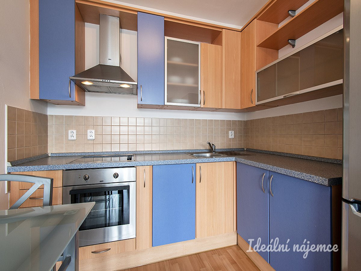 Pronájem bytu 1+kk 34 m² – fotografie 4