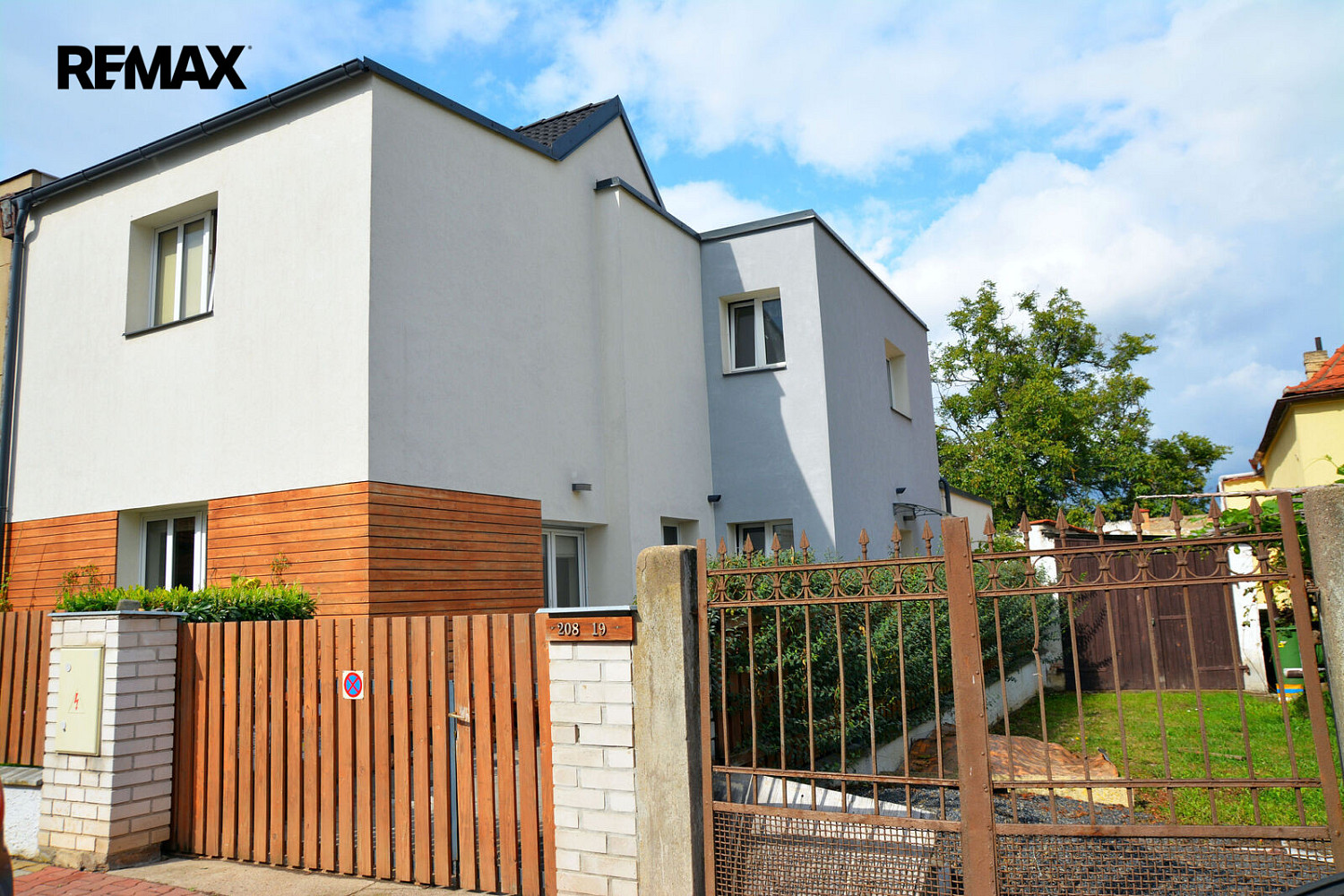 Prodej domu 195 m² s pozemkem 317 m²