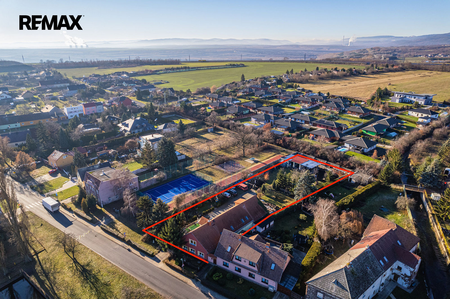 Prodej domu 350 m² s pozemkem 1 872 m²