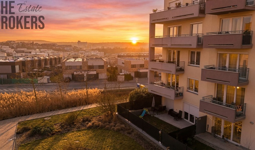 Prodej bytu 2+kk 51 m², Praha – náhled fotky 2