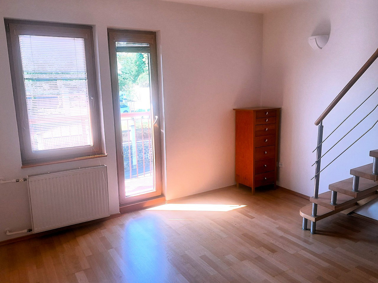 Pronájem bytu 3+1 85 m² — photo 2