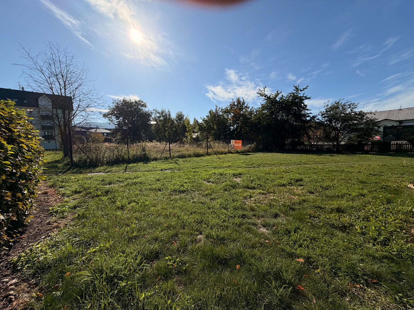 Prodej stavebního pozemku 931 m² – fotografie 2