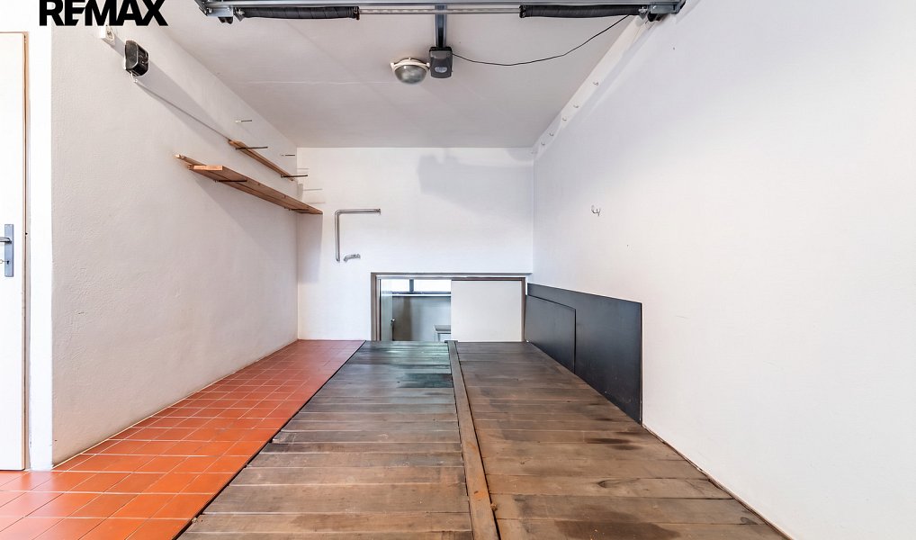 Prodej domu 160 m² s pozemkem 1 899 m², Lipov – náhled fotky 40