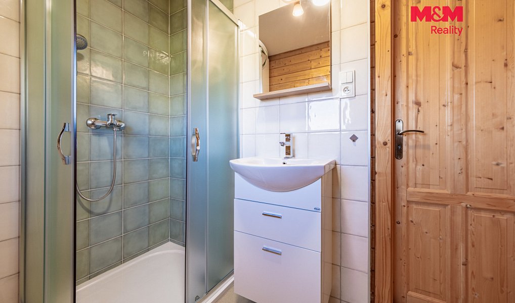 Prodej domu 136 m² s pozemkem 1 780 m², Žďár – náhled fotky 22