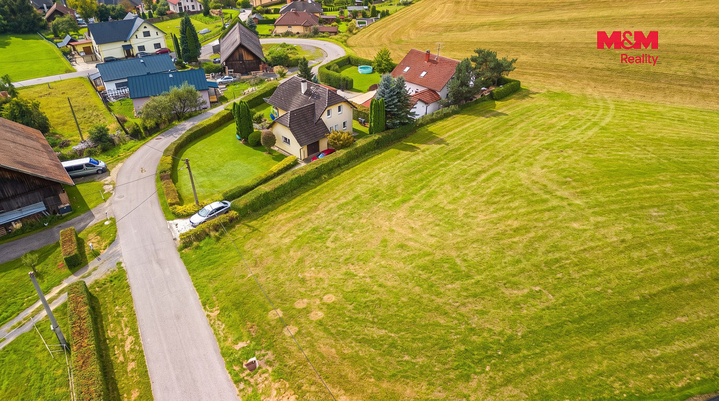 Prodej stavebního pozemku 1 015 m² – fotografie 4