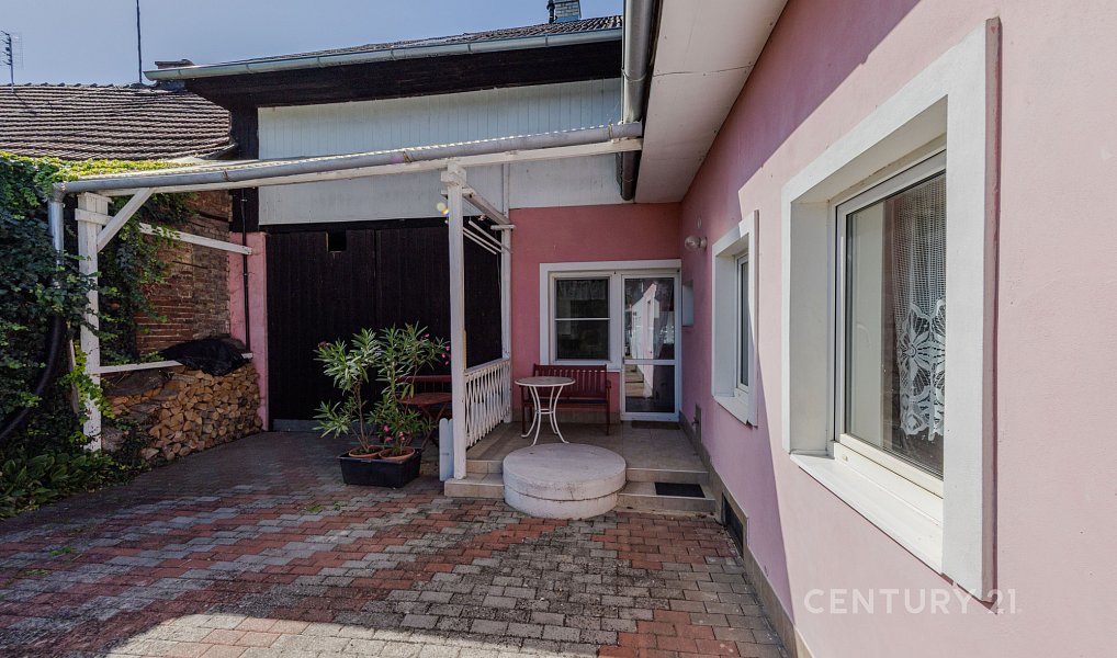 Prodej domu 165 m² s pozemkem 769 m², Polkovice – náhled fotky 35