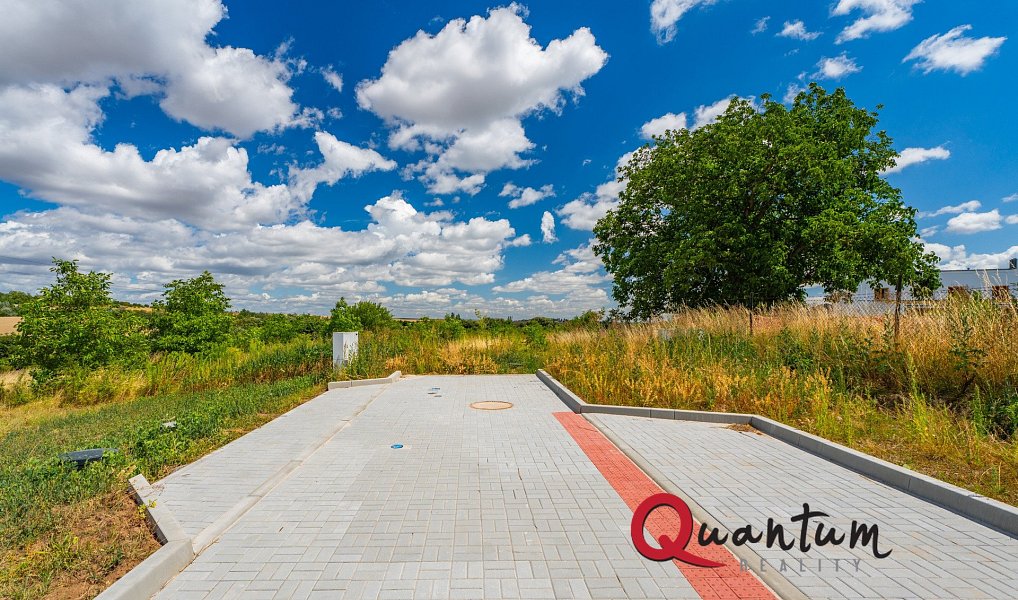 Prodej stavebního pozemku 2 715 m², Brandýsek – náhled fotky 5