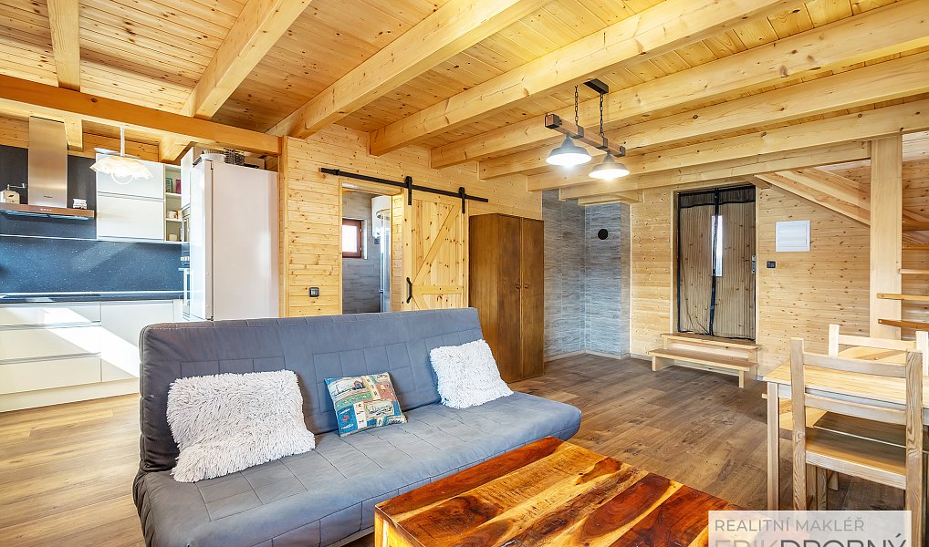 Prodej chaty/chalupy 80 m² s pozemkem 553 m², Holotín – náhled fotky 6