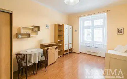Pronájem bytu 1+kk 29 m²