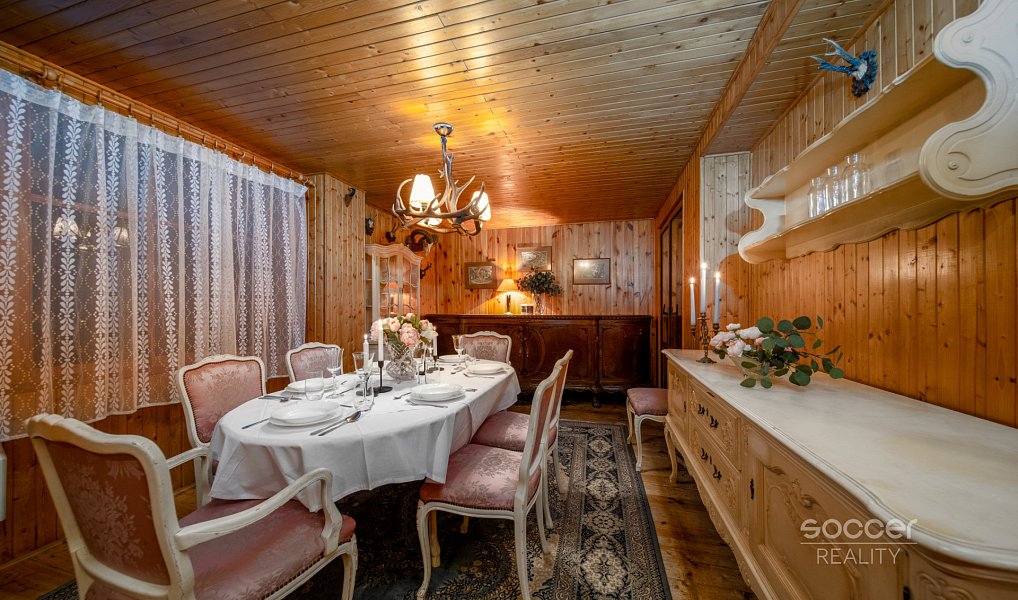 Prodej ubytovacího objektu 1 150 m², Loučeň – náhled fotky 19