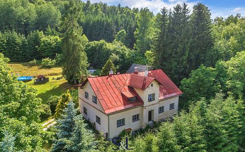 Prodej domu 332 m² s pozemkem 2 300 m², Za Tratí, Liberec - Liberec XXX-Vratislavice nad Nisou
