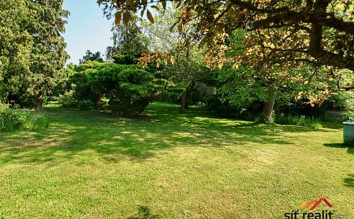 Prodej stavebního pozemku 460 m², Hospodářská, Praha 4 - Točná