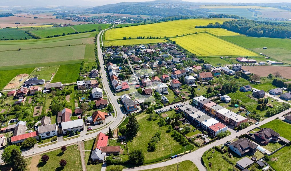 Prodej stavebního pozemku 2 778 m², Machová – náhled fotky 2