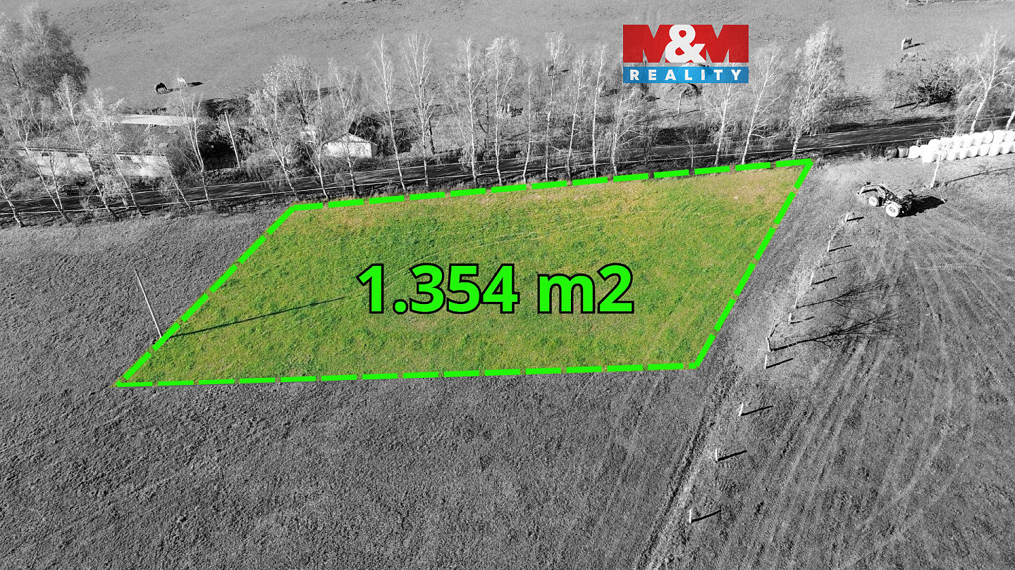 Prodej stavebního pozemku 1 354 m²
