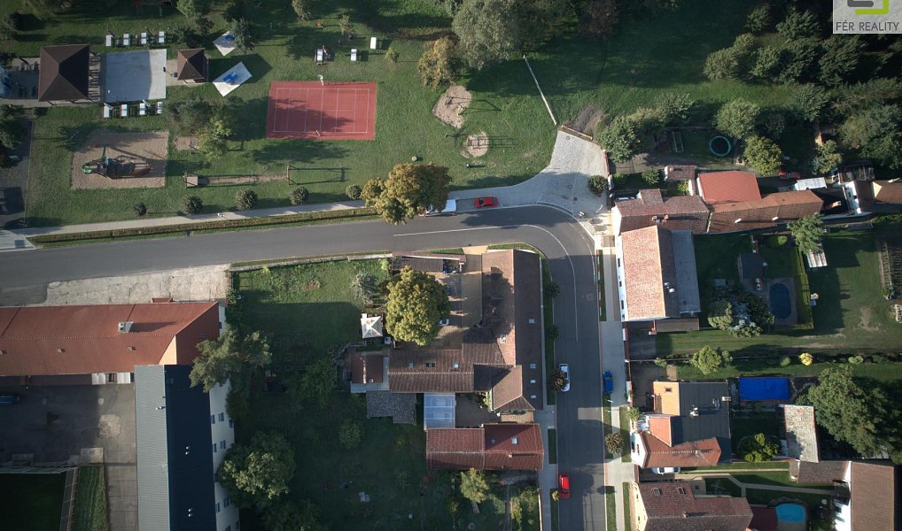 Prodej ubytovacího objektu 607 m², Vědomice – náhled fotky 47